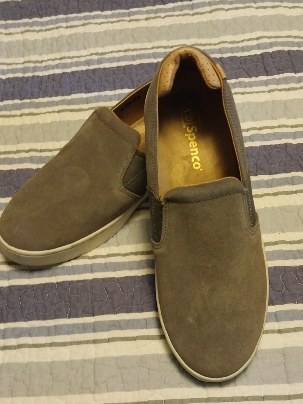 Spenco Men's Slip-On Suede Casual Shoes - Gray
